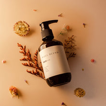 Load image into Gallery viewer, Whee's Special Blend Bath Oil